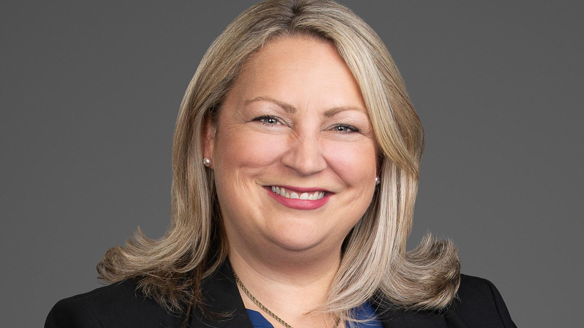 Headshot of smiling councillor Korleen Carreras
