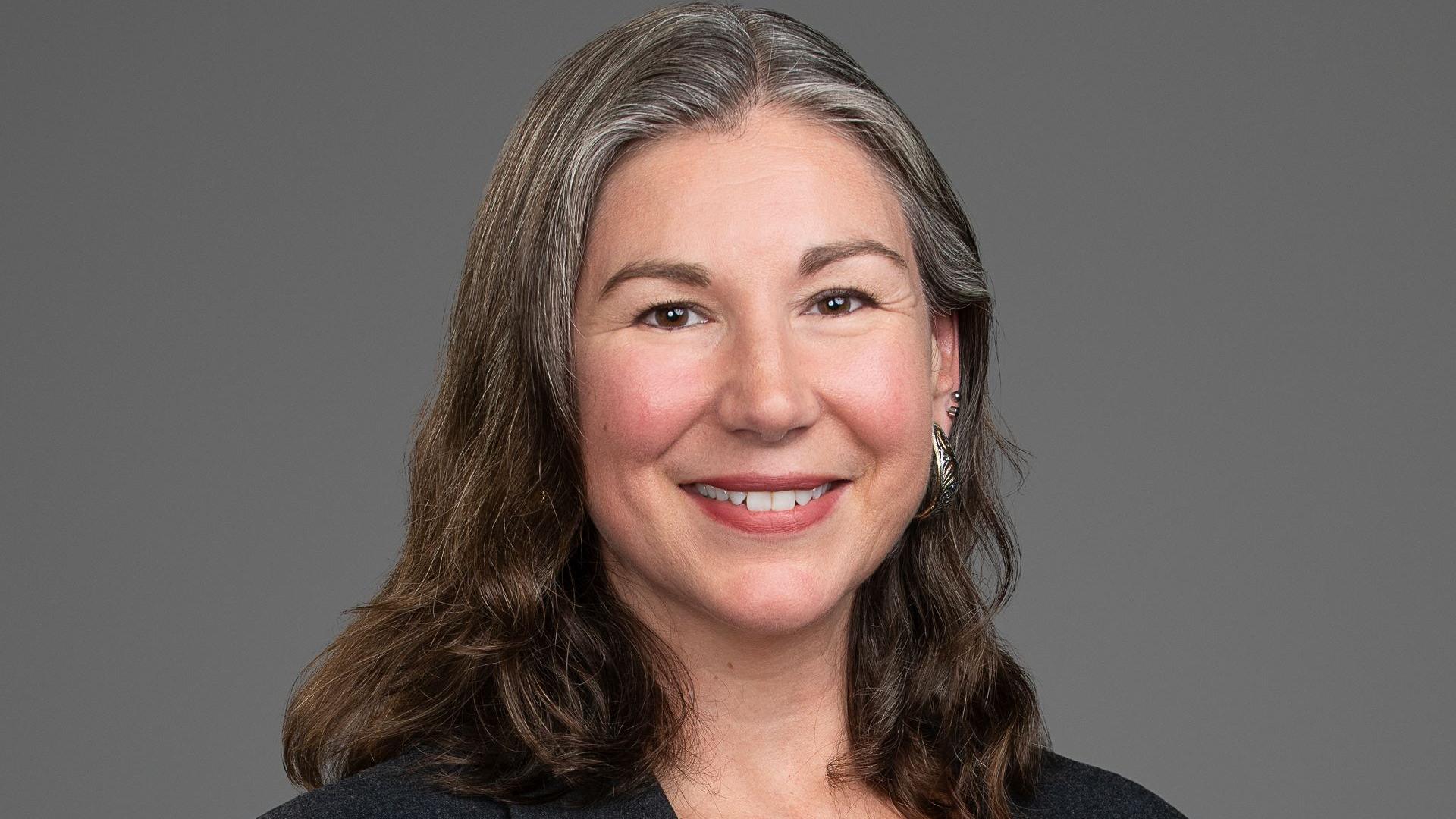 Headshot of smiling councillor Sunny Schiller