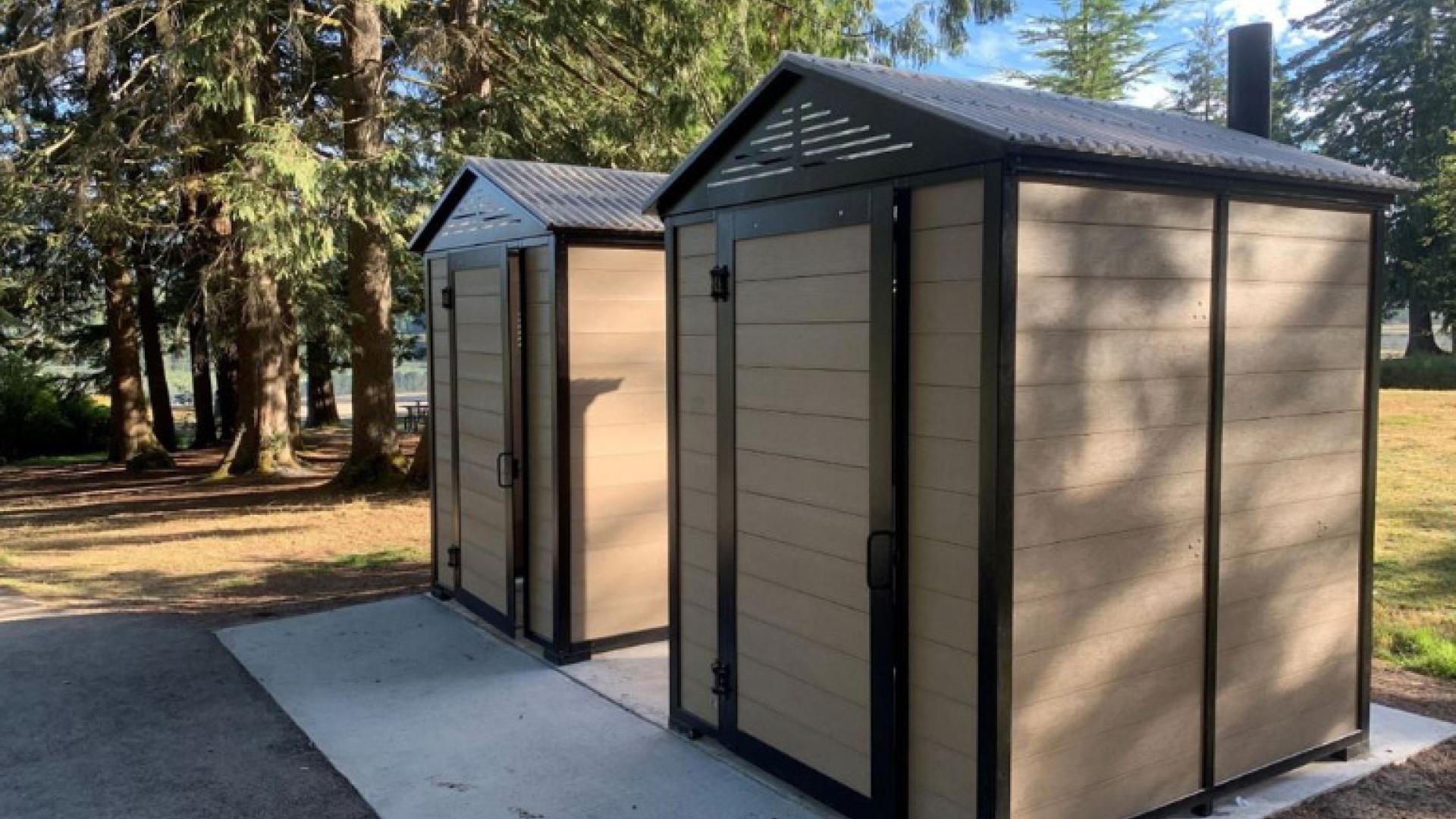 Two washroom-changeroom facilities within Whonnock Lake Park