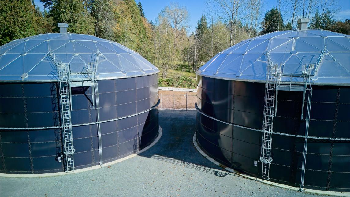 Two water reservoir tanks
