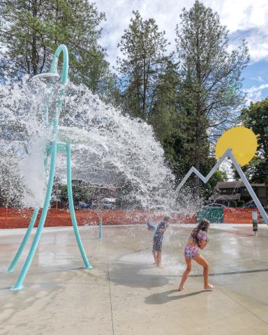 two kids in waterpark