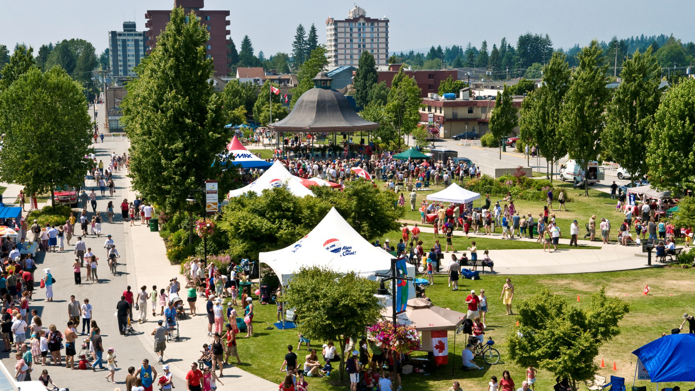 Birds eye view of a crowd enjoying an event at Memorial Peace Park.